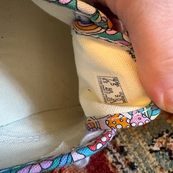 Vans Women's Colorful mushroom trippy skate Sneakers shoes size 9 - Picture 5 of 6